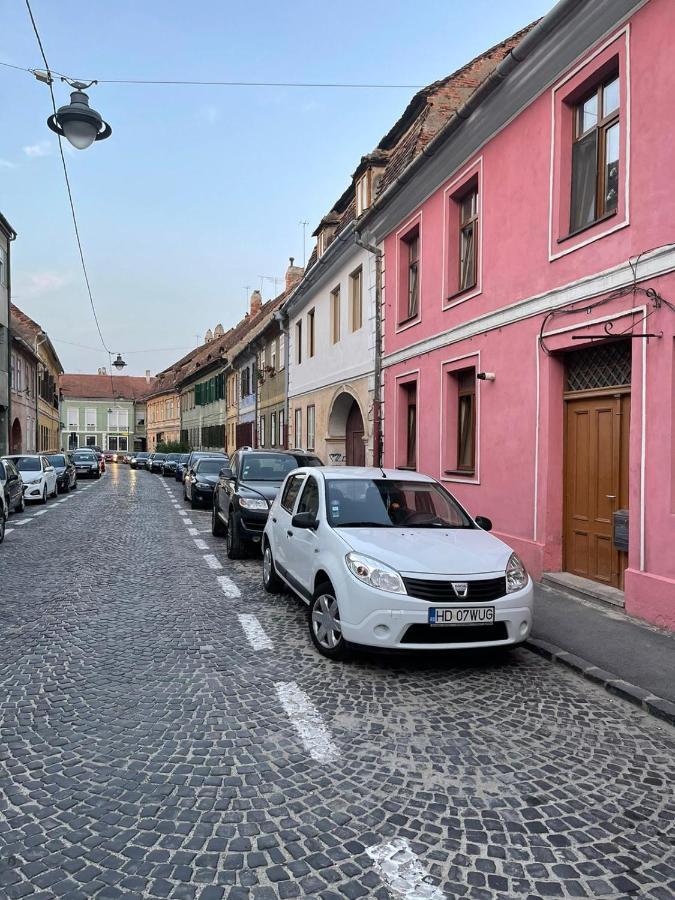 World Studio Africa Sibiu Exterior foto
